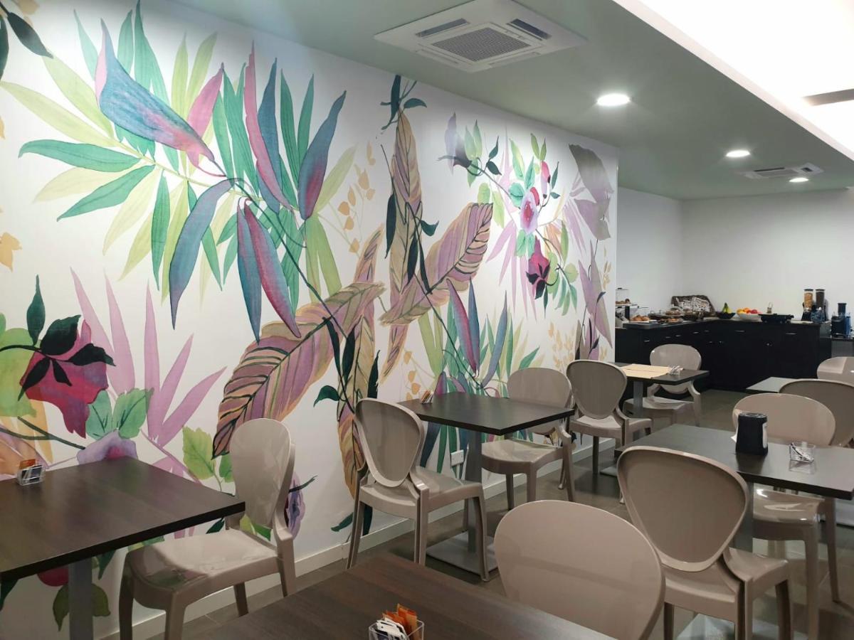 Hotel Grel Chiaramonte Gulfi Dış mekan fotoğraf